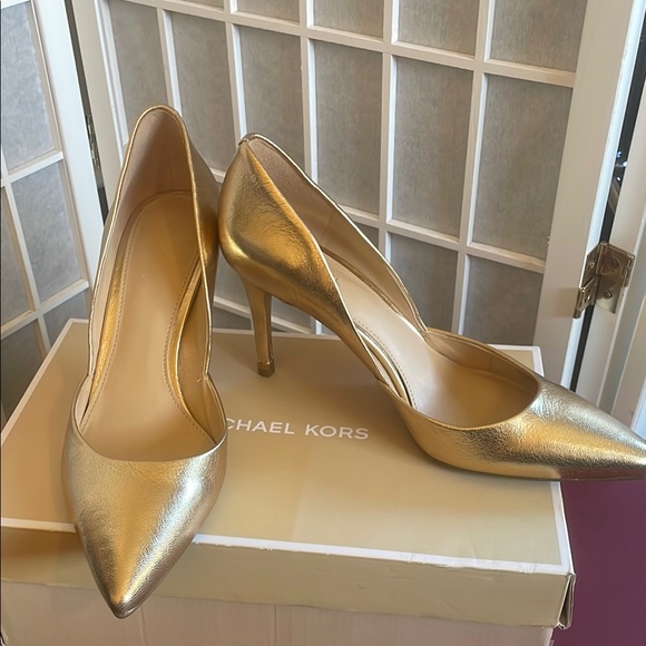 Michael Kors Gold Heels - Picture 2 of 8